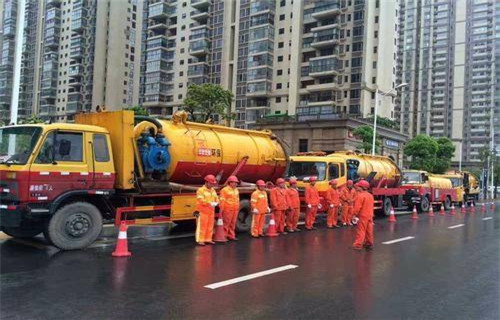 高场办事处市政管道清淤