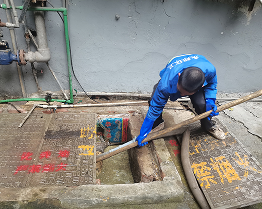 高场办事处清掏化粪池