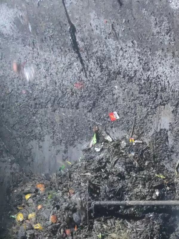 高场办事处污水池清理
